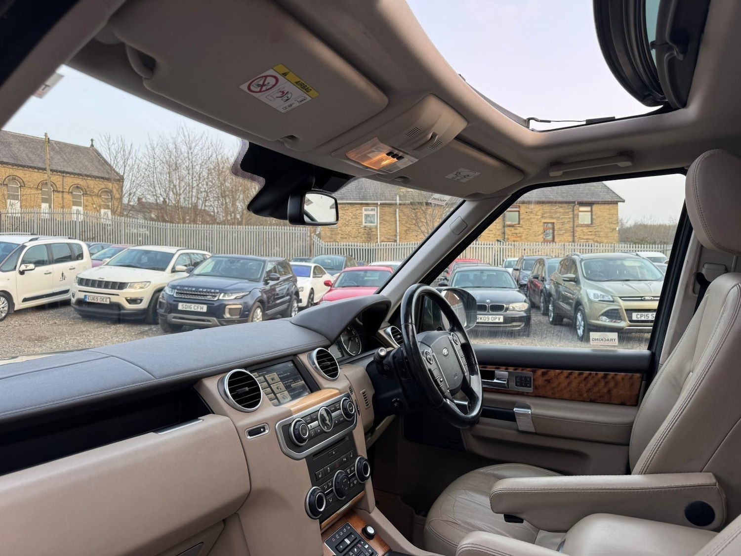 Used Land Rover Discovery 4 for sale - 77768920: Photo 32