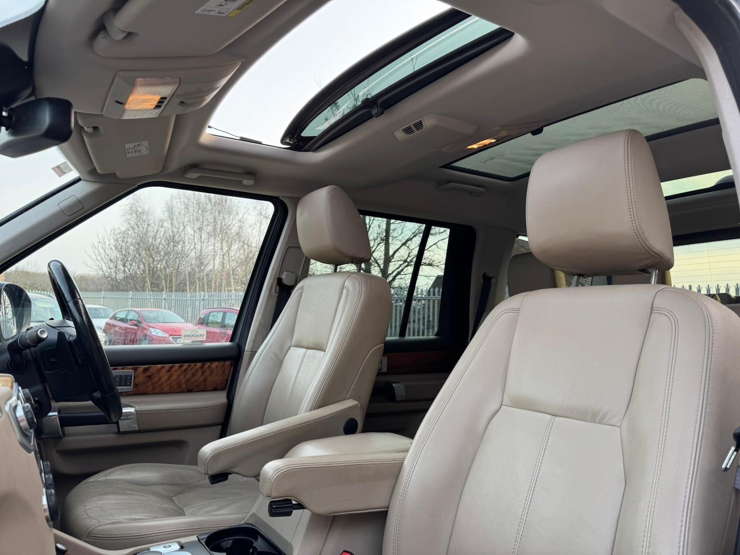 Used Land Rover Discovery 4 for sale - 77768920: Photo 33