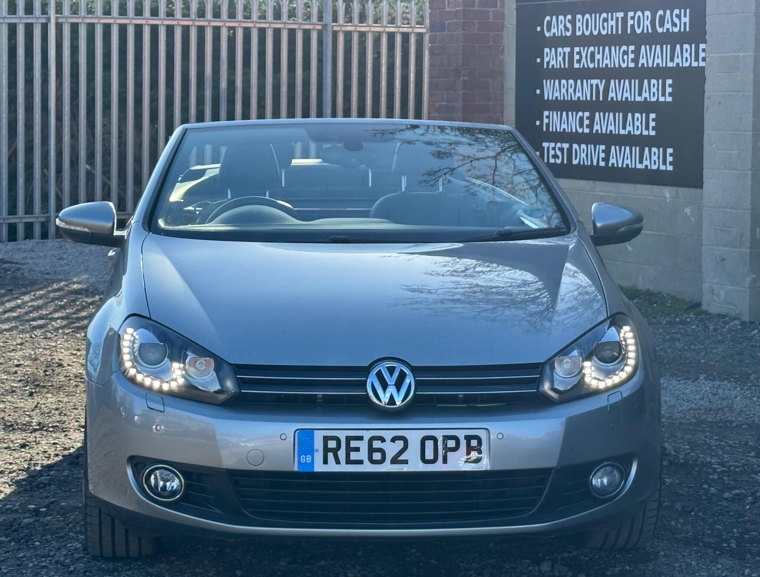 Used Volkswagen Golf 2012 for sale - 77892579: Photo 2