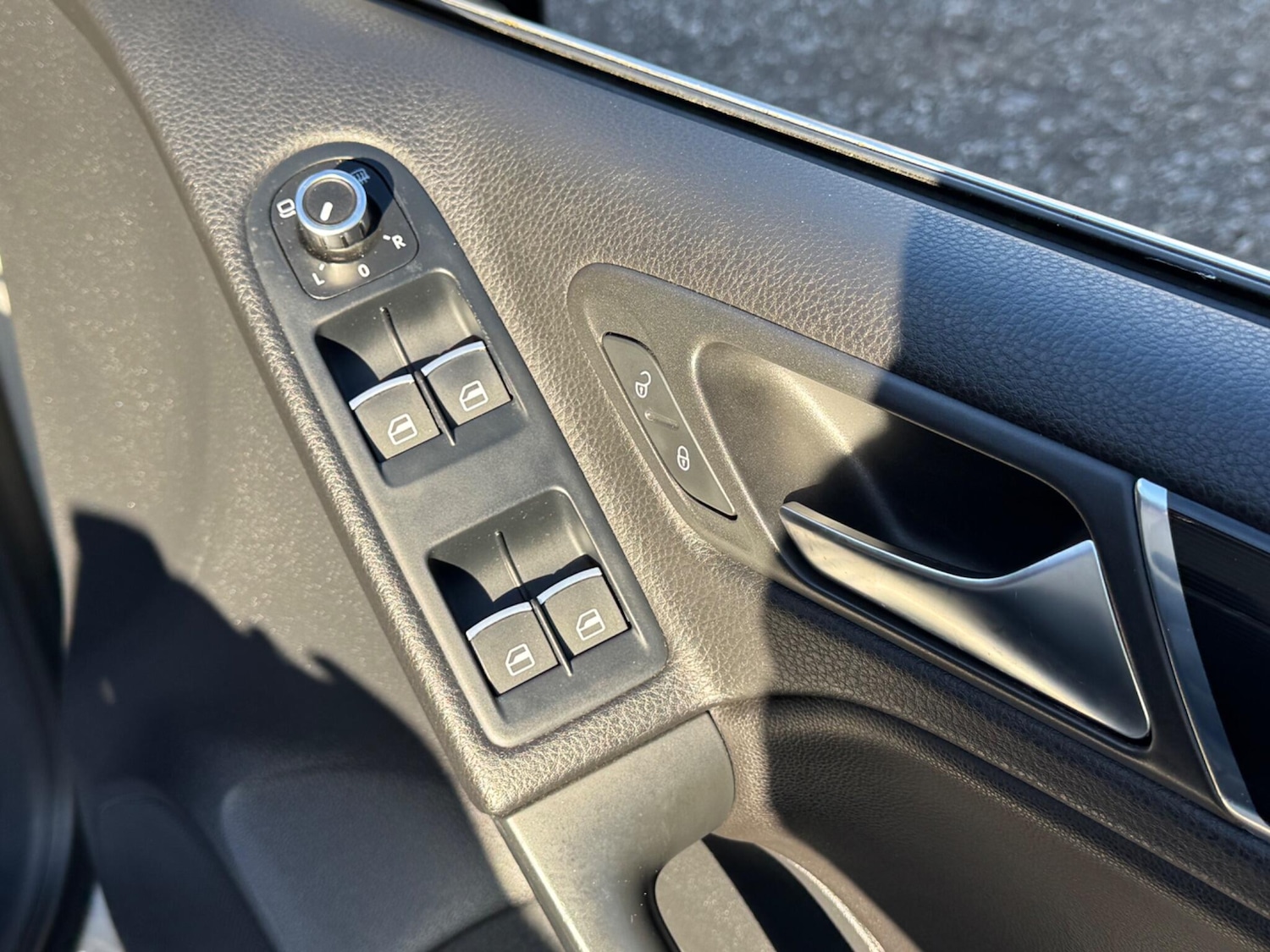 Used Volkswagen Golf 2012 for sale - 77892579: Photo 6