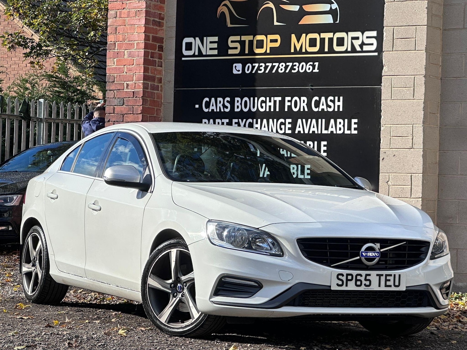 Used Volvo S60 2015 for sale - 76377708: Photo 1