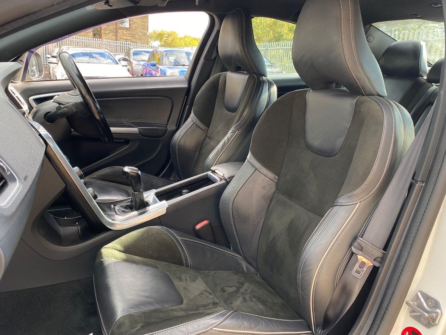 Used Volvo S60 2015 for sale - 76377708: Photo 13