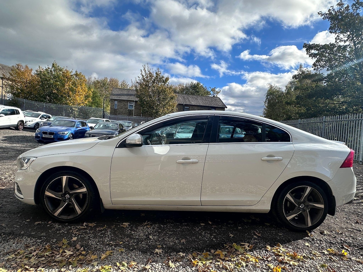 Used Volvo S60 2015 for sale - 76377708: Photo 18
