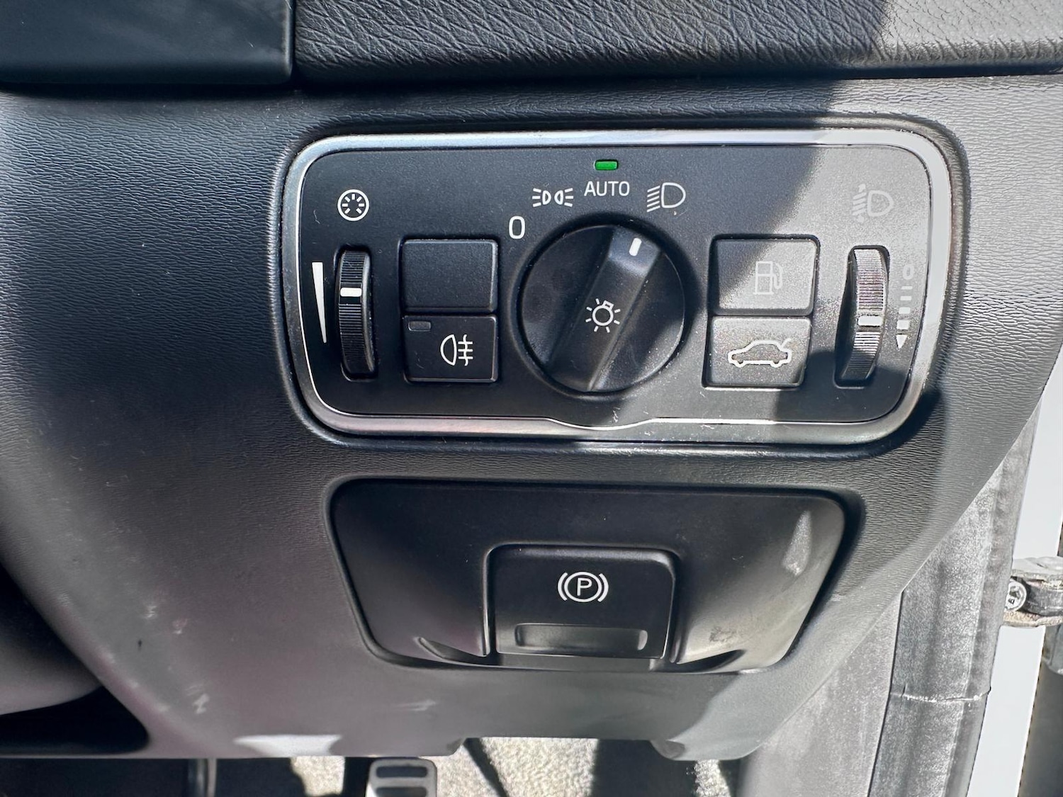 Used Volvo S60 2015 for sale - 76377708: Photo 21