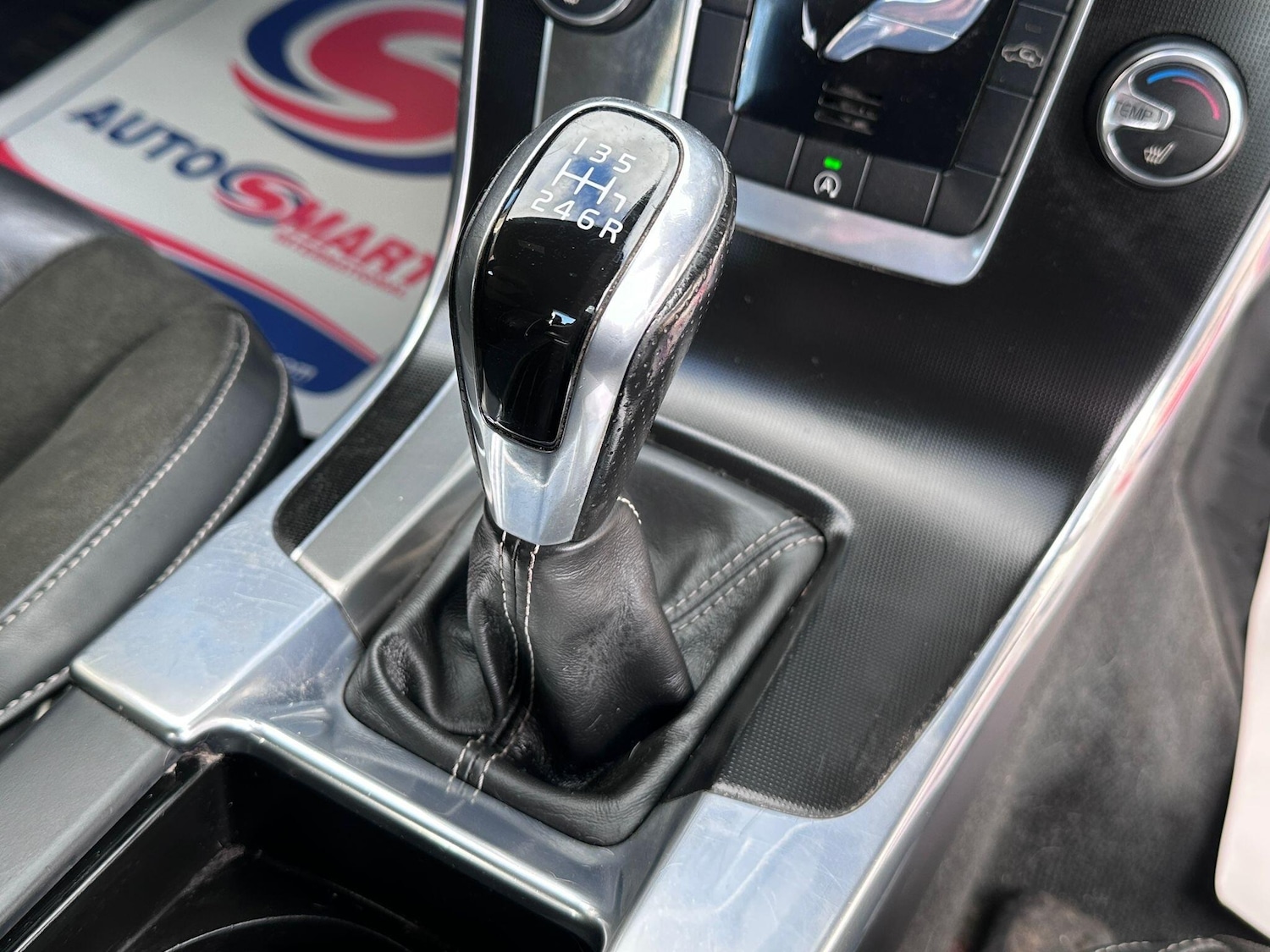 Used Volvo S60 2015 for sale - 76377708: Photo 23