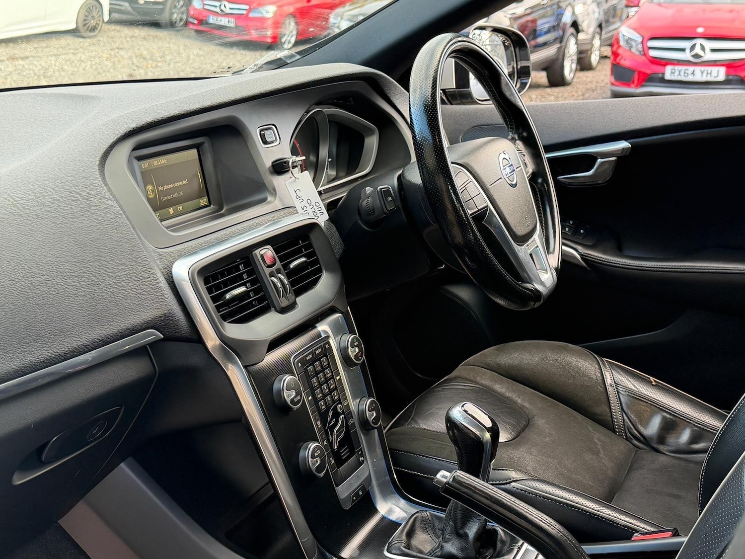 Used Volvo V40 2015 for sale - 76522309: Photo 19