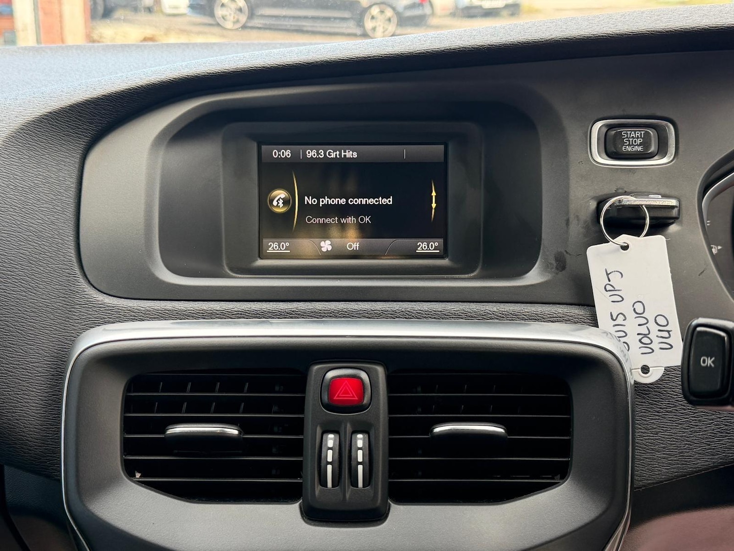 Used Volvo V40 2015 for sale - 76522309: Photo 9