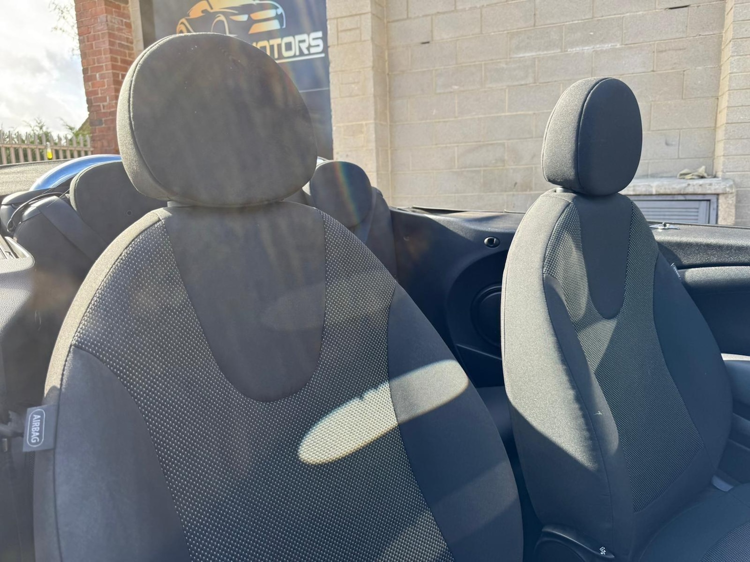 Used MINI Convertible 2011 for sale - 77994053: Photo 15