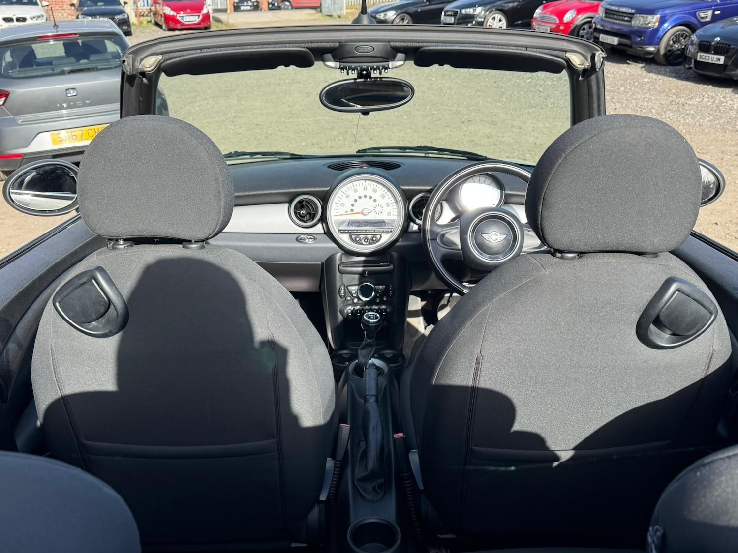Used MINI Convertible 2011 for sale - 77994053: Photo 18