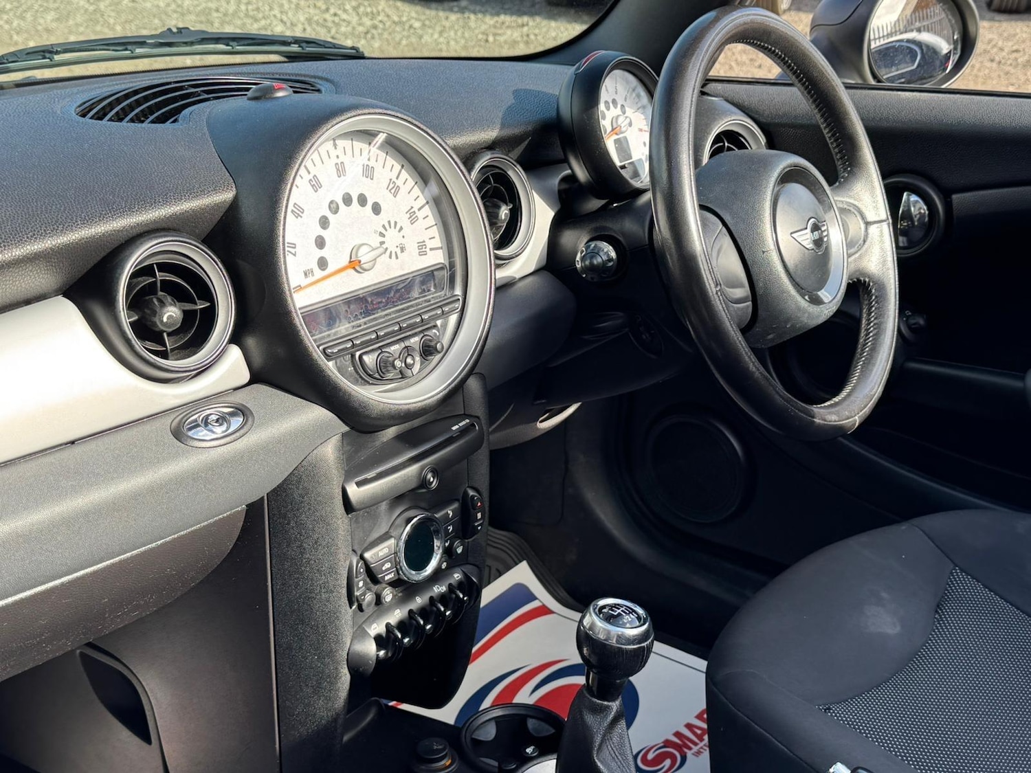 Used MINI Convertible 2011 for sale - 77994053: Photo 8