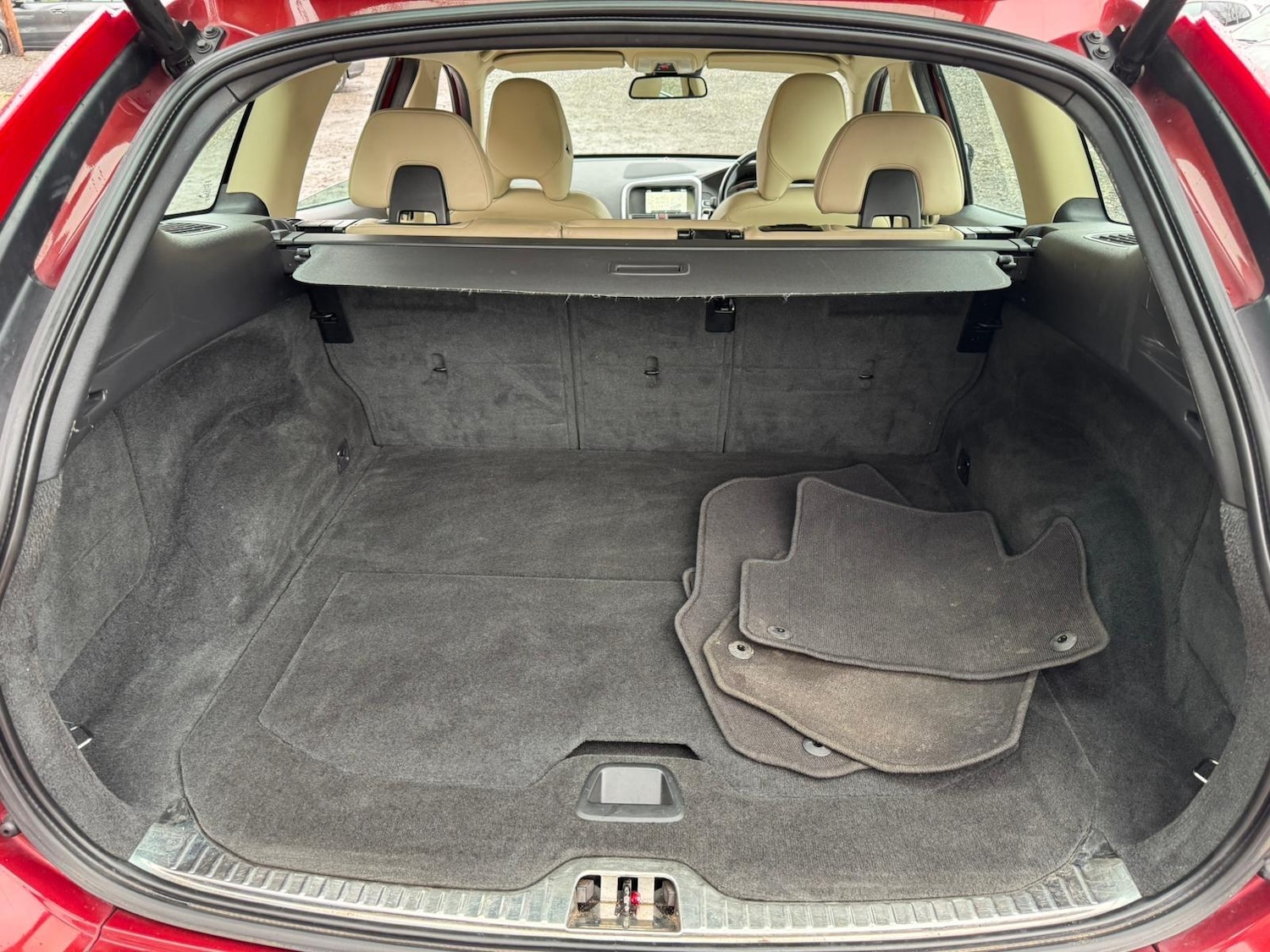 Used Volvo XC60 2014 for sale - 77523851: Photo 8