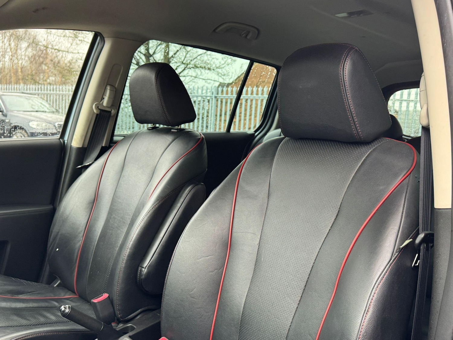 Used Mazda Mazda5 for sale - 77267835: Photo 21