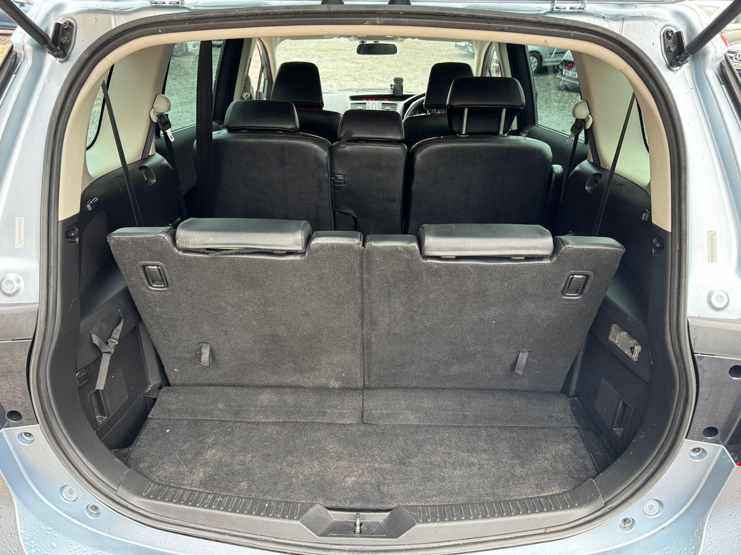 Used Mazda Mazda5 for sale - 77267835: Photo 5