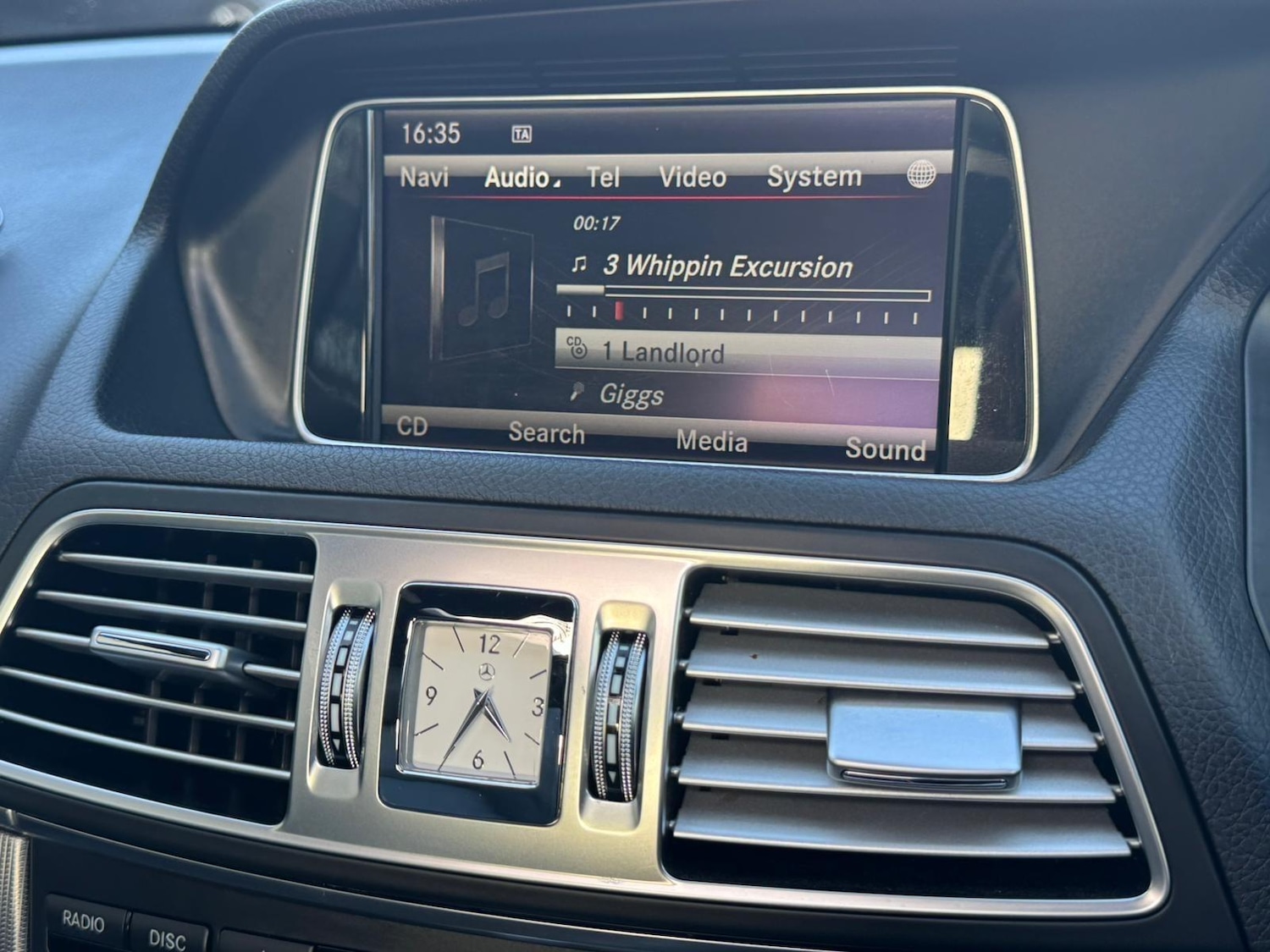 Used Mercedes-Benz E Class 2014 for sale - 78058164: Photo 22