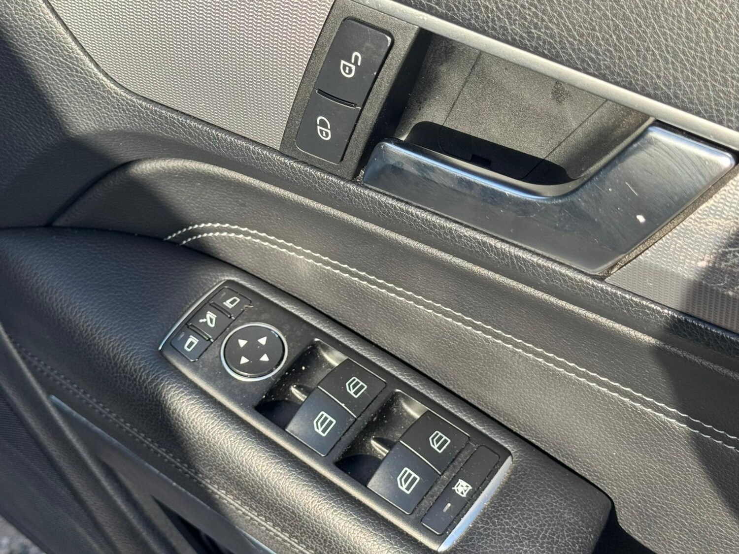 Used Mercedes-Benz E Class 2014 for sale - 78058164: Photo 26