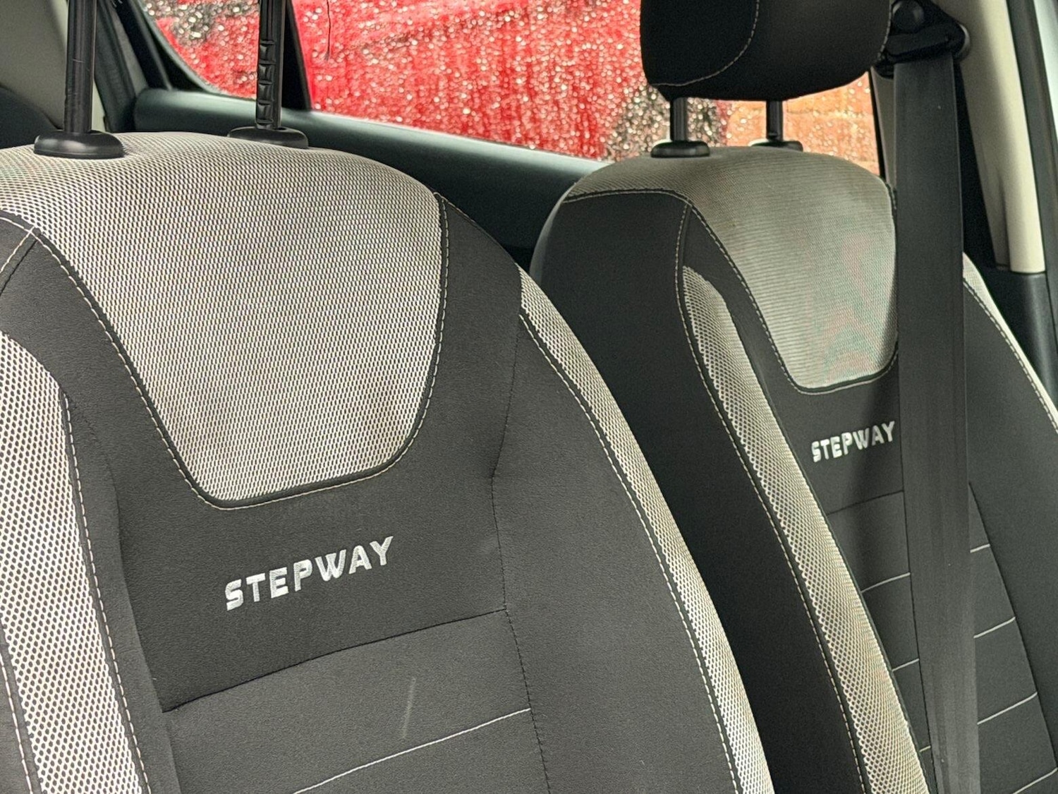 Used Dacia Sandero Stepway 2016 for sale - 76855645: Photo 14