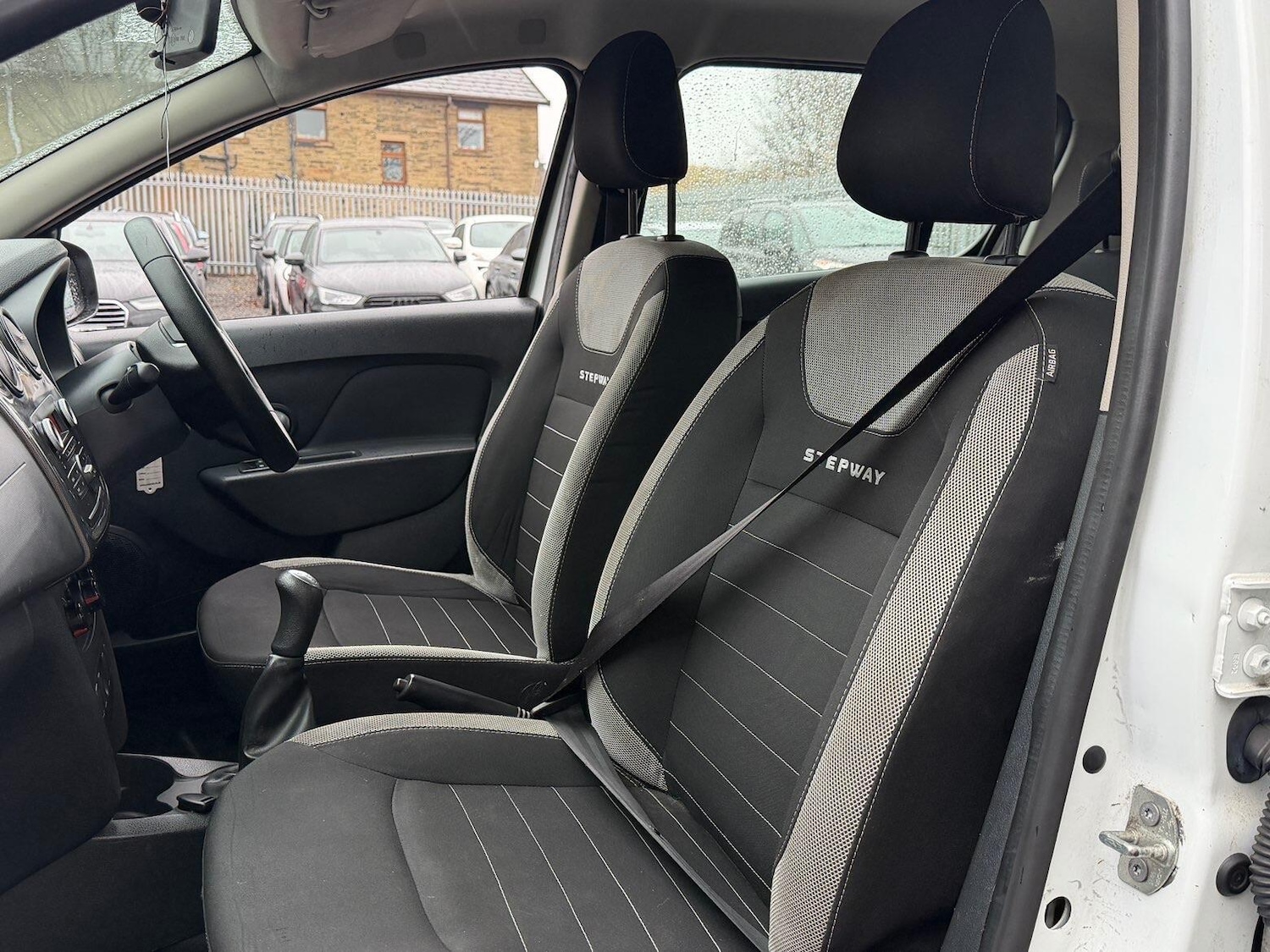 Used Dacia Sandero Stepway 2016 for sale - 76855645: Photo 16