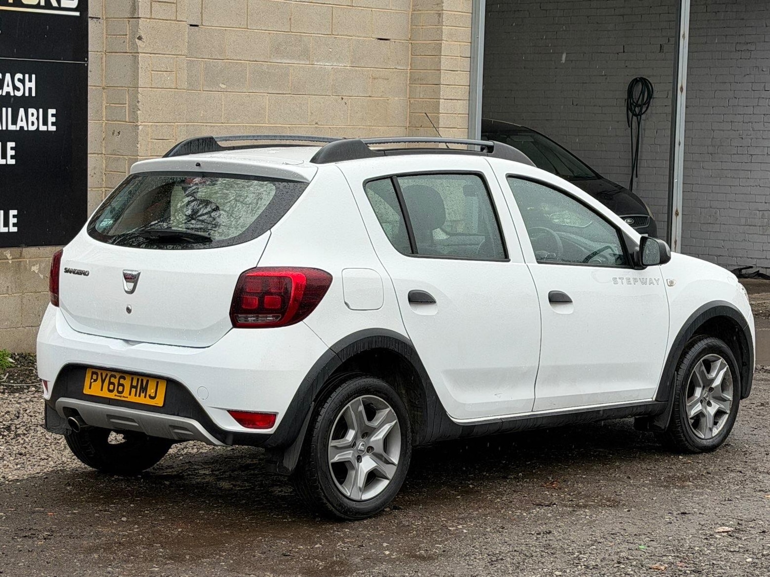 Used Dacia Sandero Stepway 2016 for sale - 76855645: Photo 20