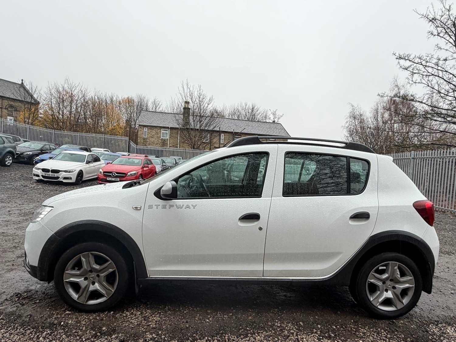 Used Dacia Sandero Stepway 2016 for sale - 76855645: Photo 4