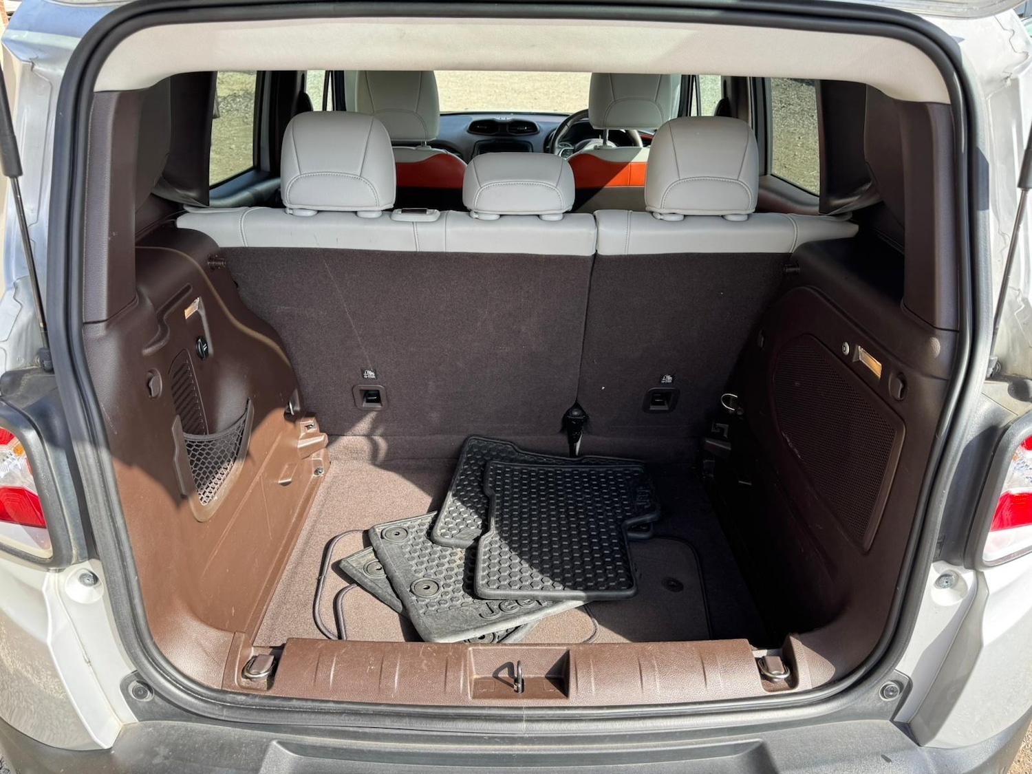 Used Jeep Renegade for sale - 78057845: Photo 8