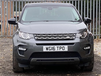 Used Land Rover Discovery Sport 2016 for sale - 76424762: Photo