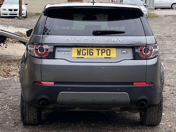 Used Land Rover Discovery Sport 2016 for sale - 76424762: Photo