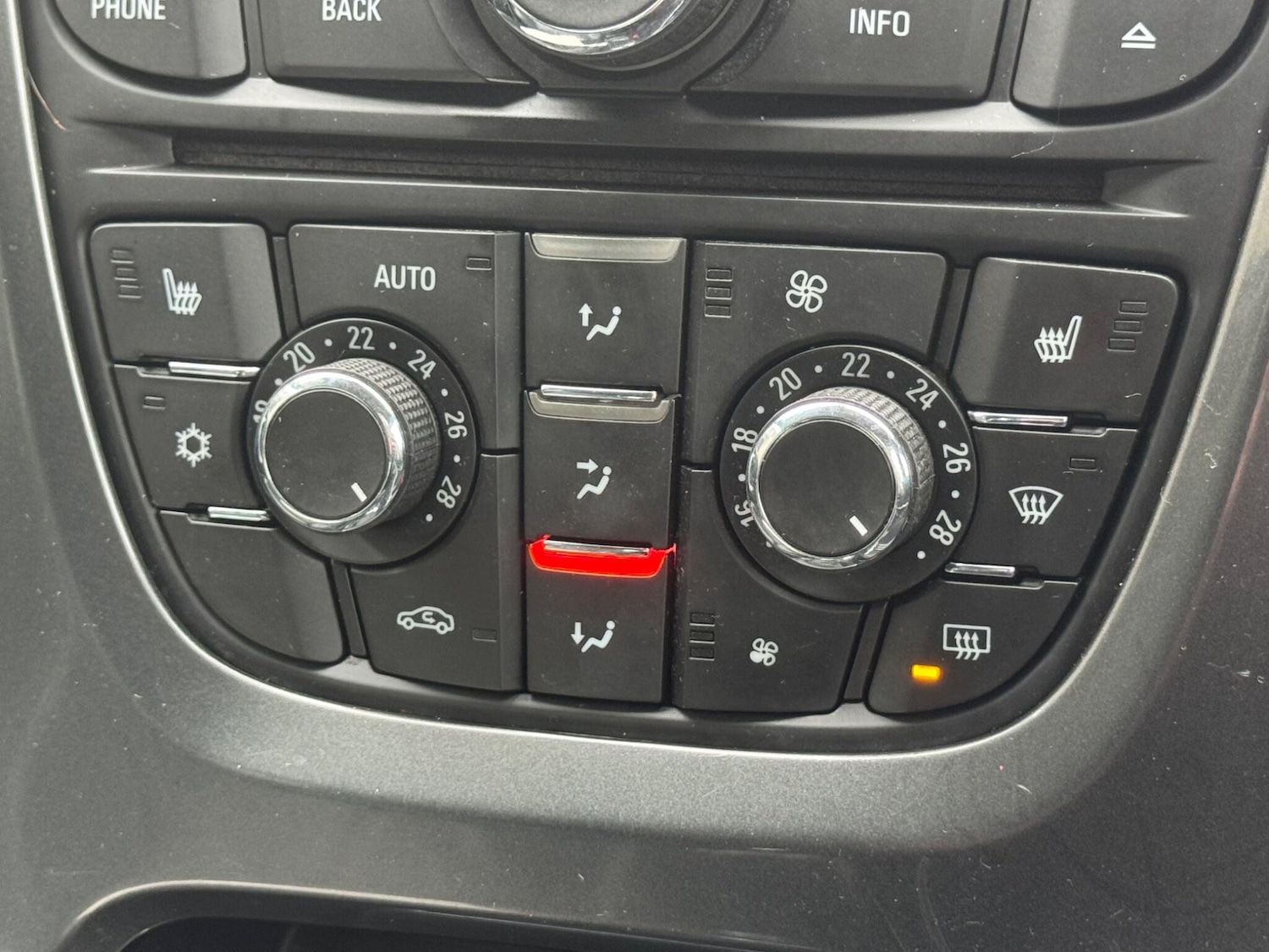 Used Vauxhall Astra 2014 for sale - 77549827: Photo 22