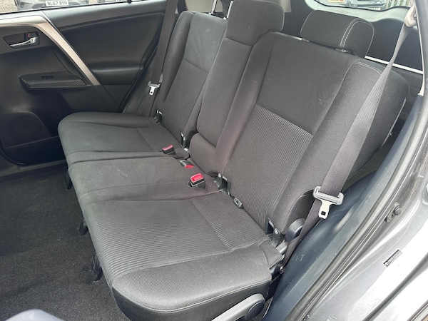 Used Toyota RAV4 2015 for sale - 76295996: Photo 20