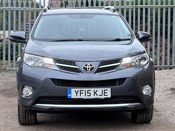 Used Toyota RAV4 2015 for sale - 76295996: Photo 2