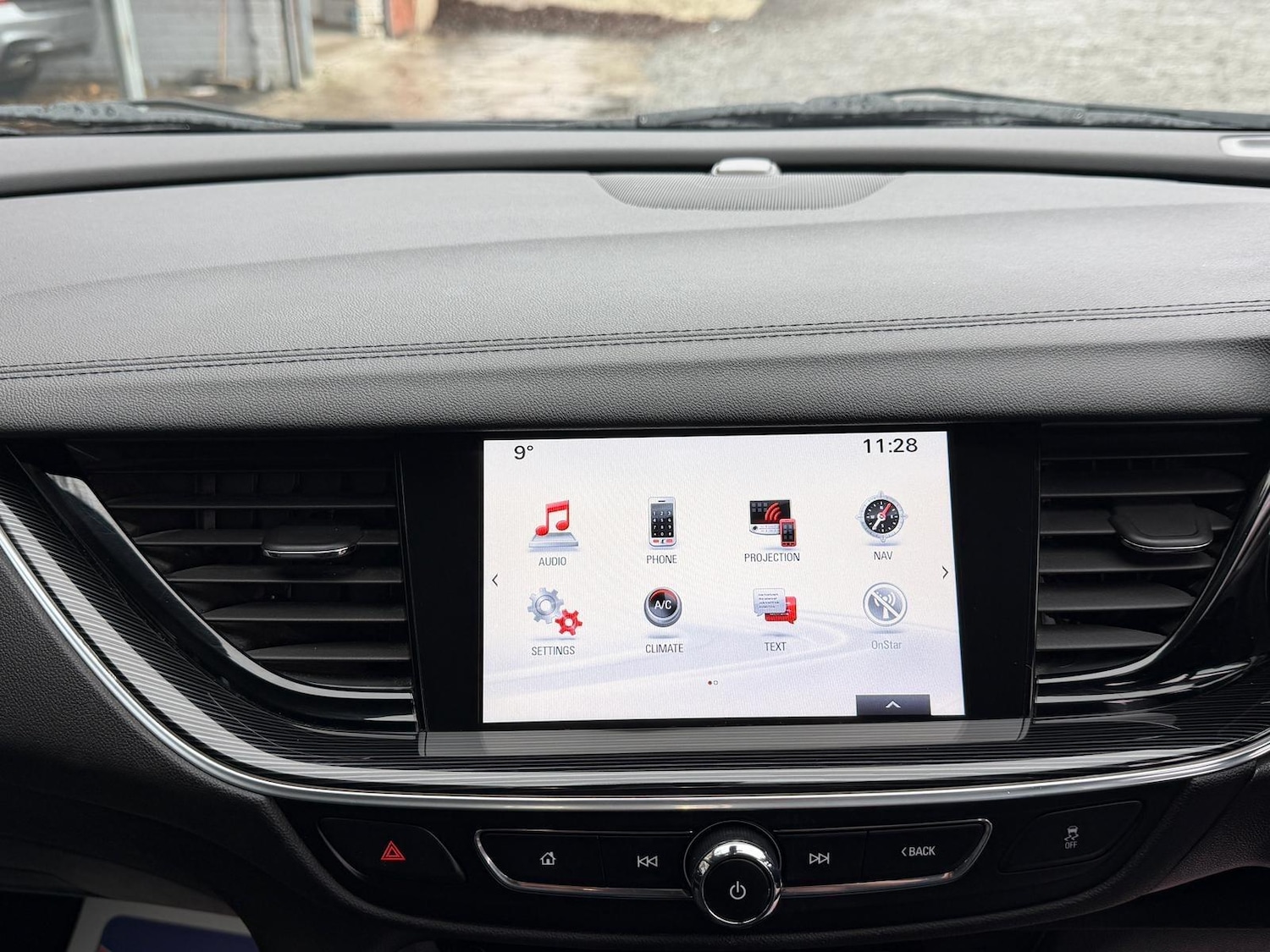 Used Vauxhall Insignia 2017 for sale - 76592574: Photo 18