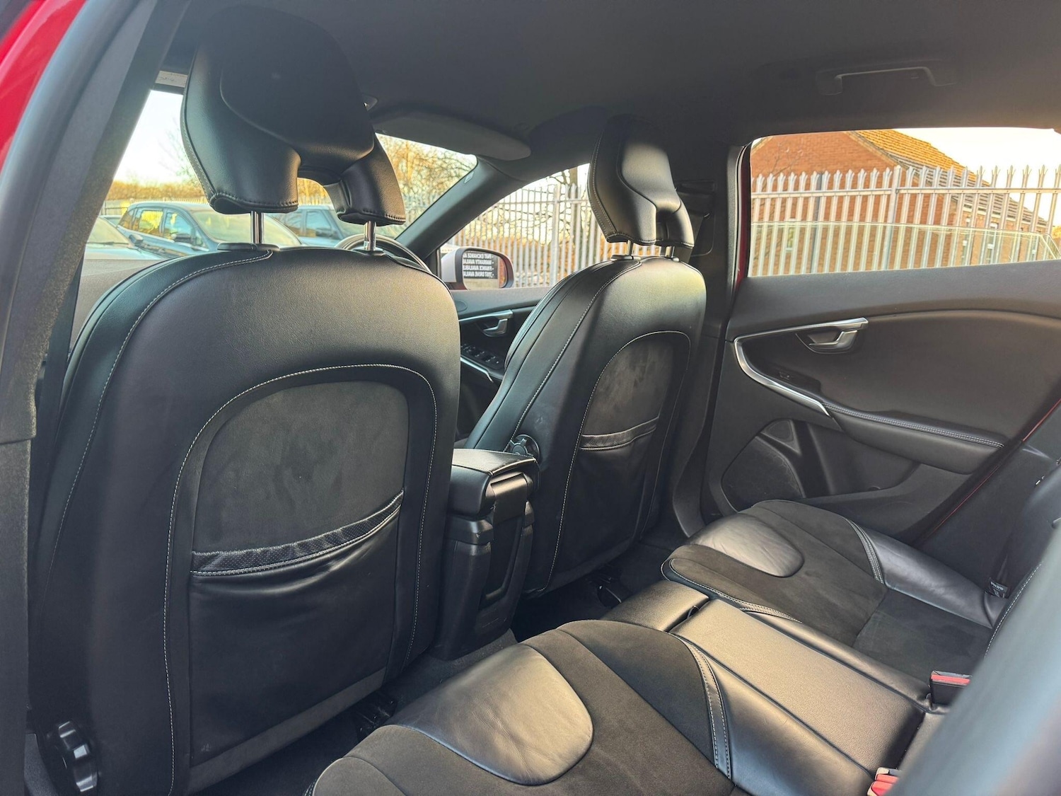 Used Volvo V40 2017 for sale - 77091110: Photo 23