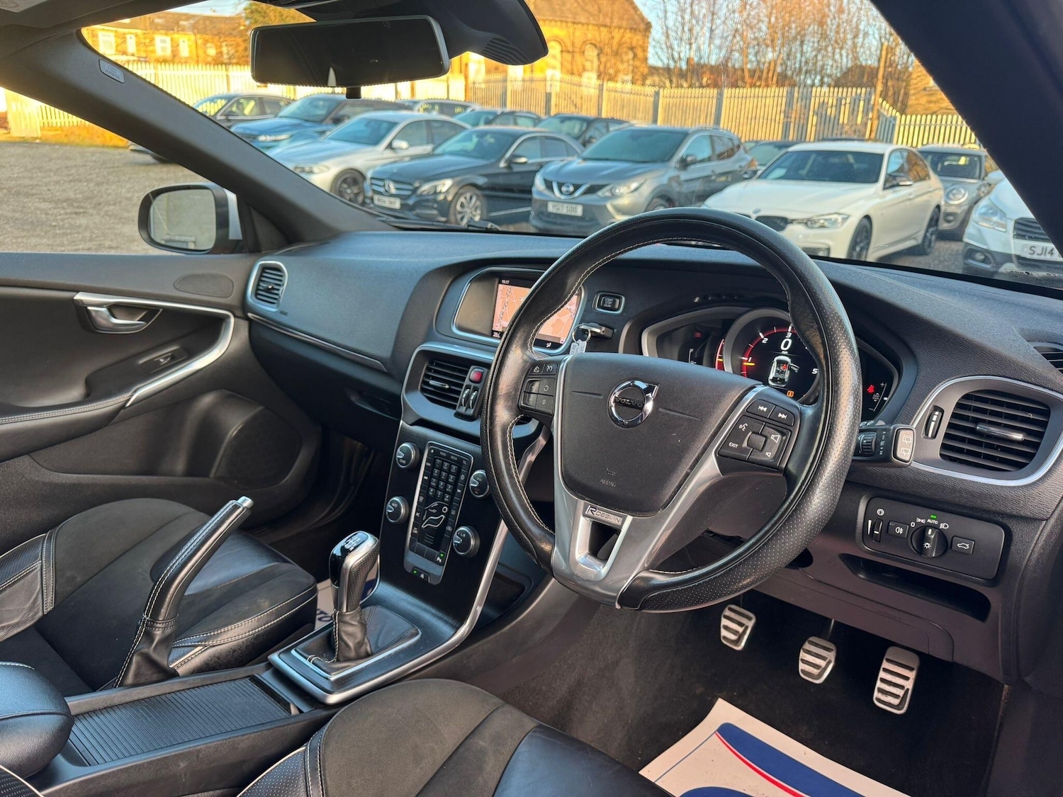 Used Volvo V40 2017 for sale - 77091110: Photo 6