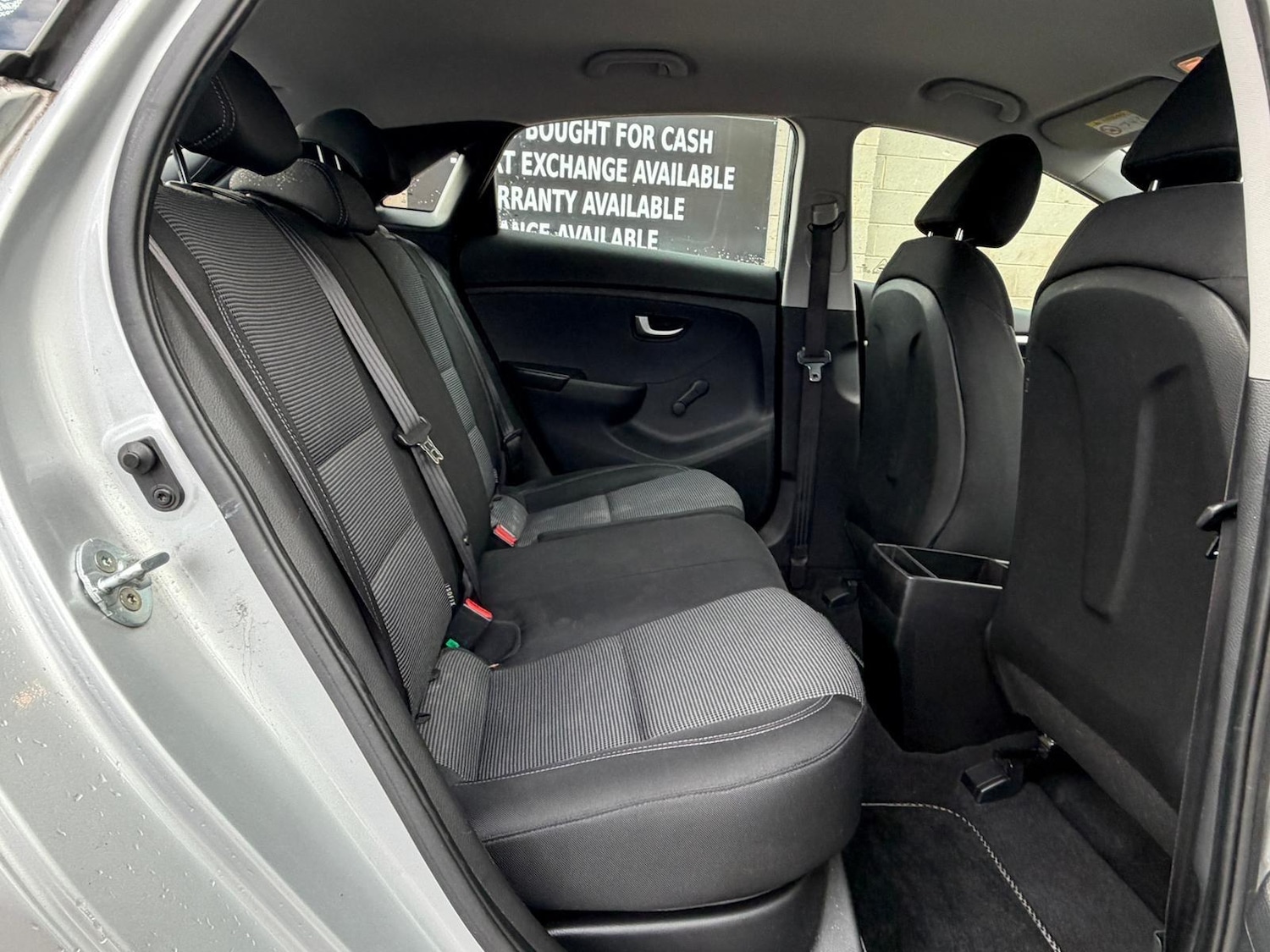 Used Hyundai i30 2014 for sale - 76620459: Photo 7