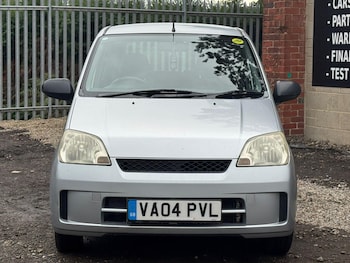 Used Daihatsu Charade 2004 for sale - 76136213: Photo