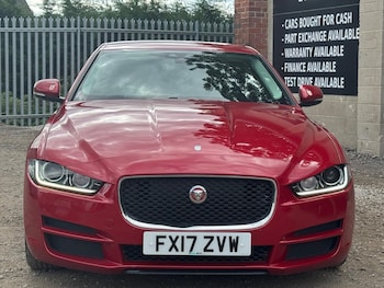 Used Jaguar XE 2017 for sale - 79464288: Photo
