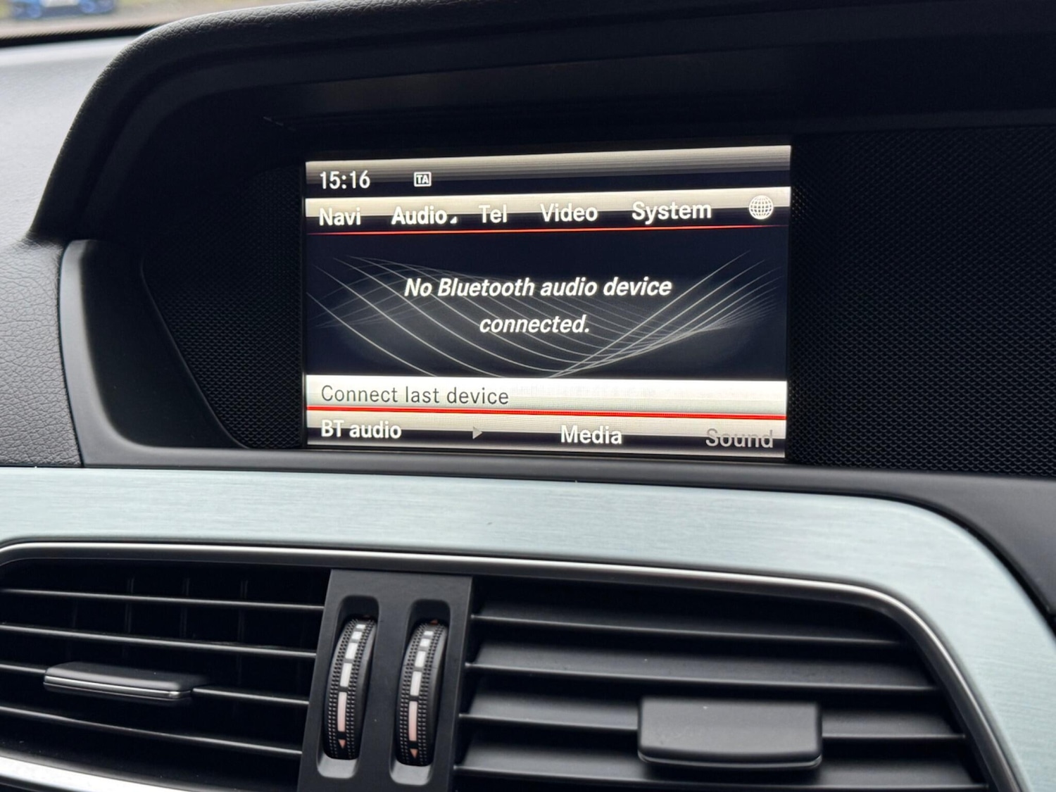 Used Mercedes-Benz C Class 2015 for sale - 77387136: Photo 21