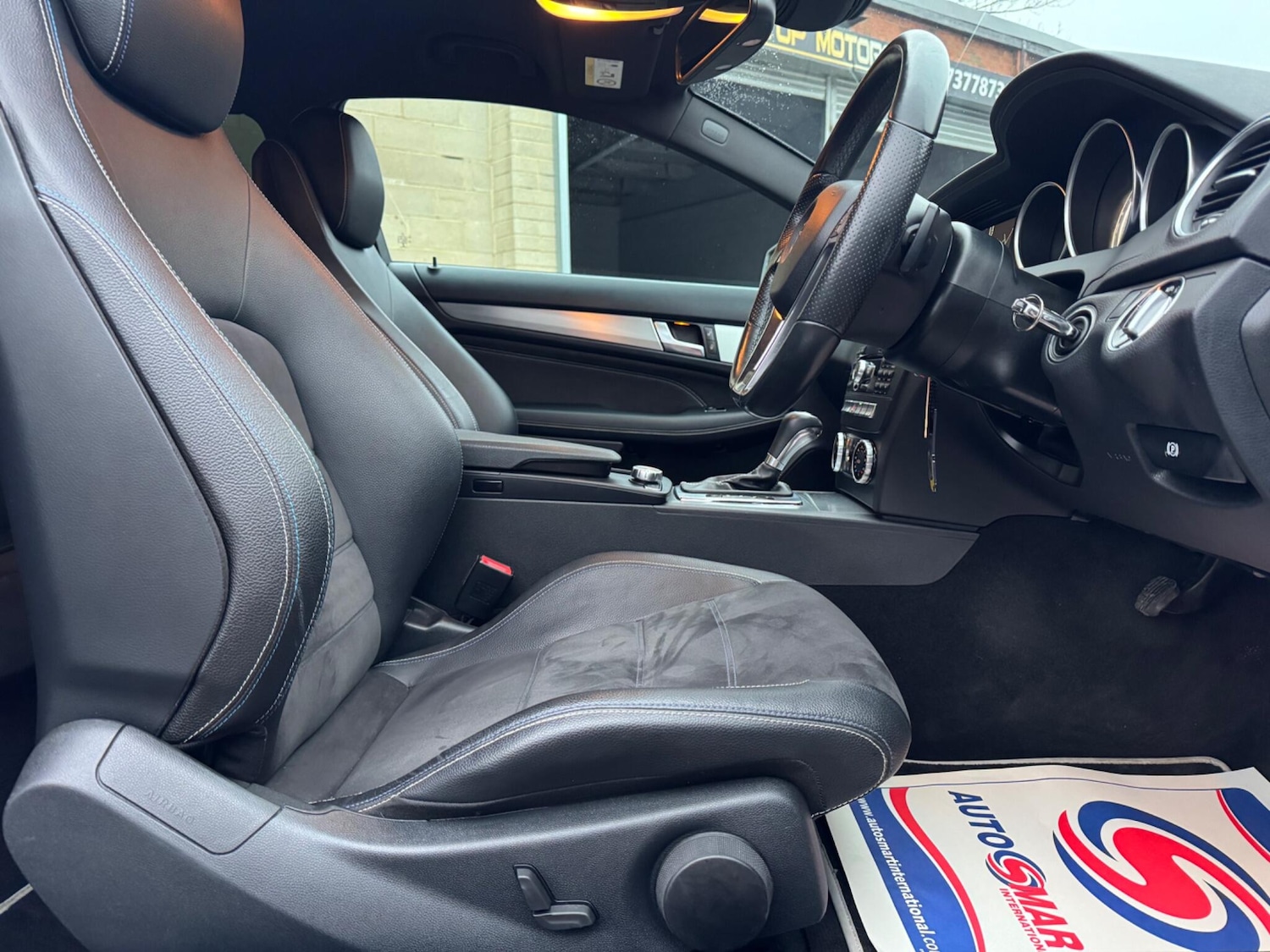 Used Mercedes-Benz C Class 2015 for sale - 77387136: Photo 6