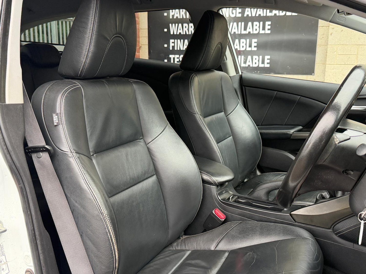 Used Honda Civic 2014 for sale - 76714874: Photo 19