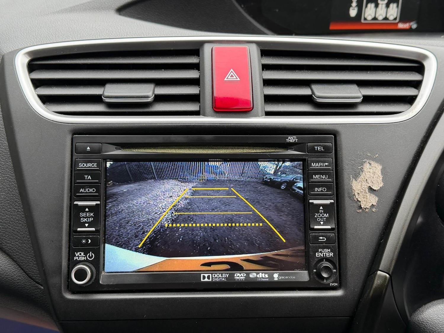 Used Honda Civic 2014 for sale - 76714874: Photo 20