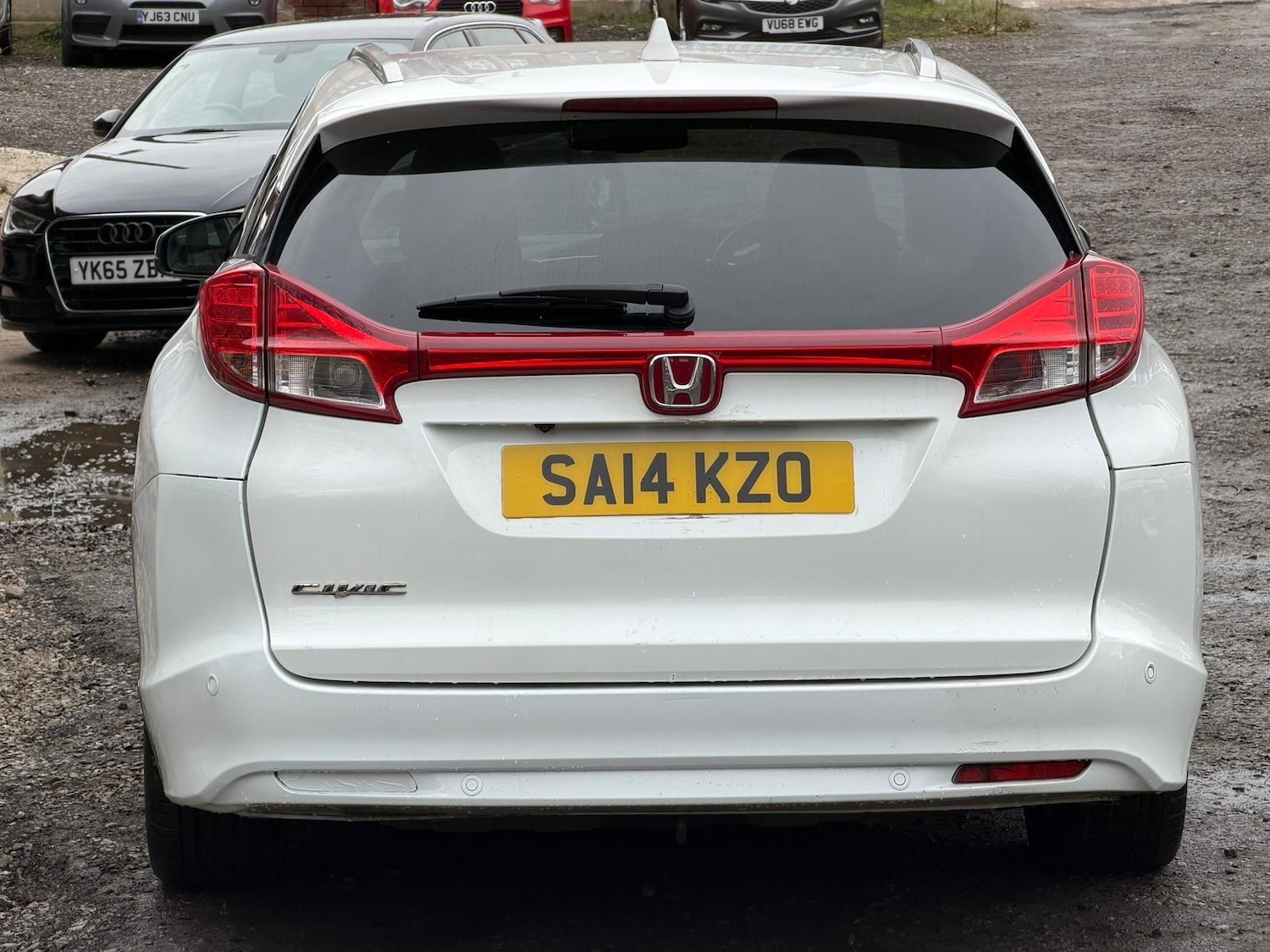 Used Honda Civic 2014 for sale - 76714874: Photo 4