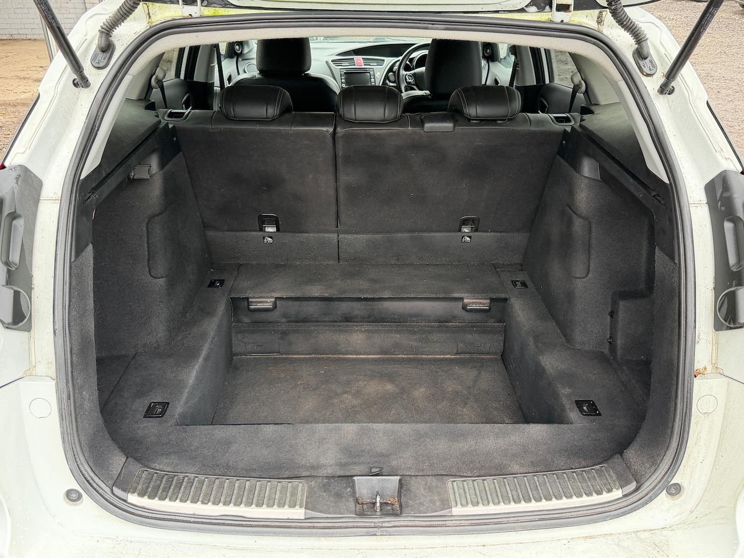 Used Honda Civic 2014 for sale - 76714874: Photo 8