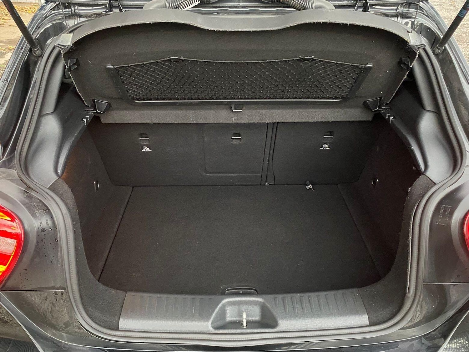 Used Mercedes-Benz A-Class 2015 for sale - 76473057: Photo 8