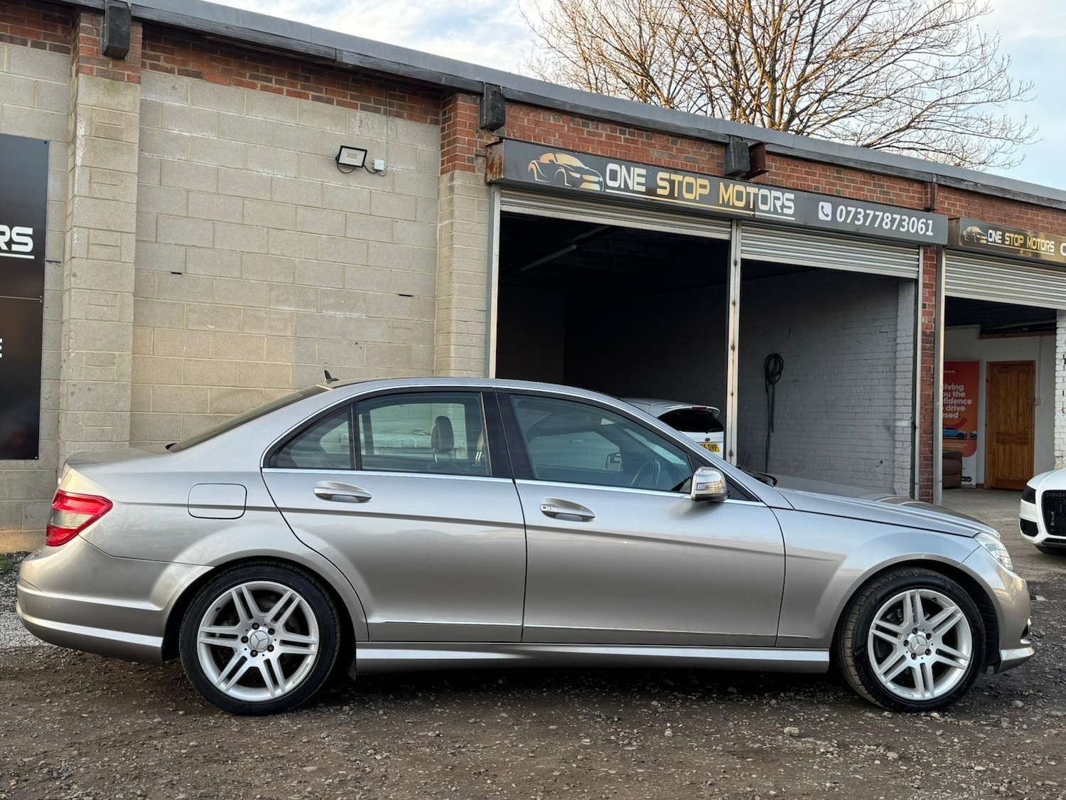 Used Mercedes-Benz C Class 2009 for sale - 77657515: Photo 15