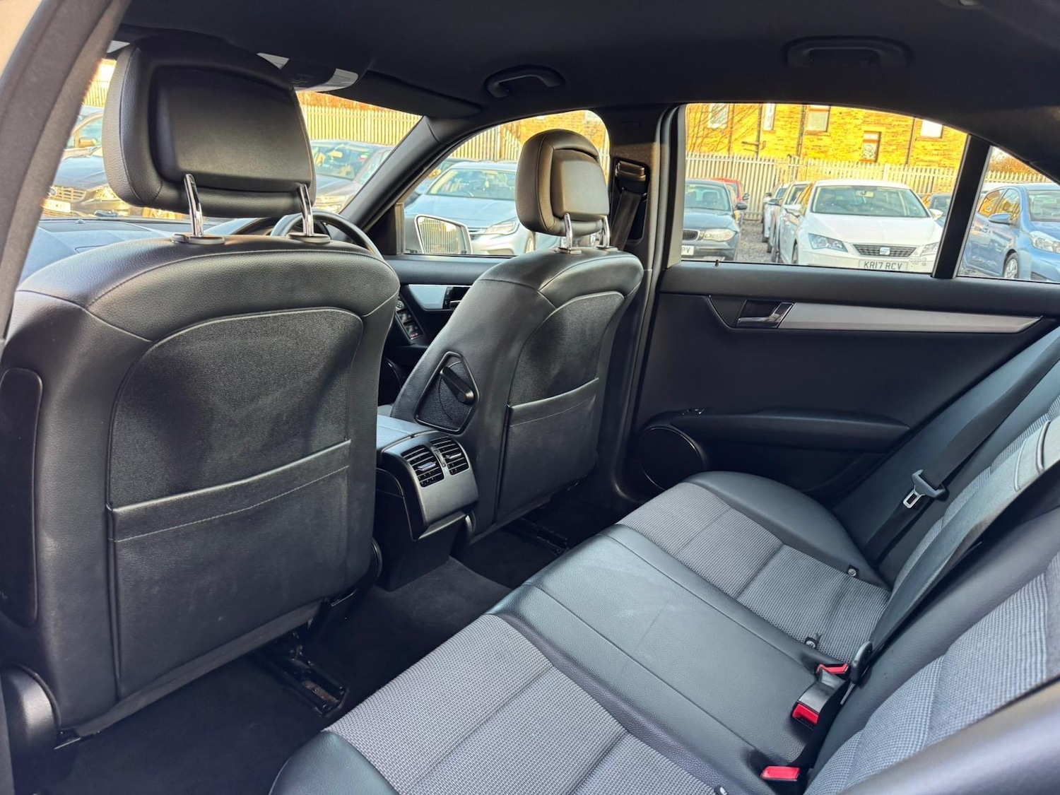 Used Mercedes-Benz C Class 2009 for sale - 77657515: Photo 20