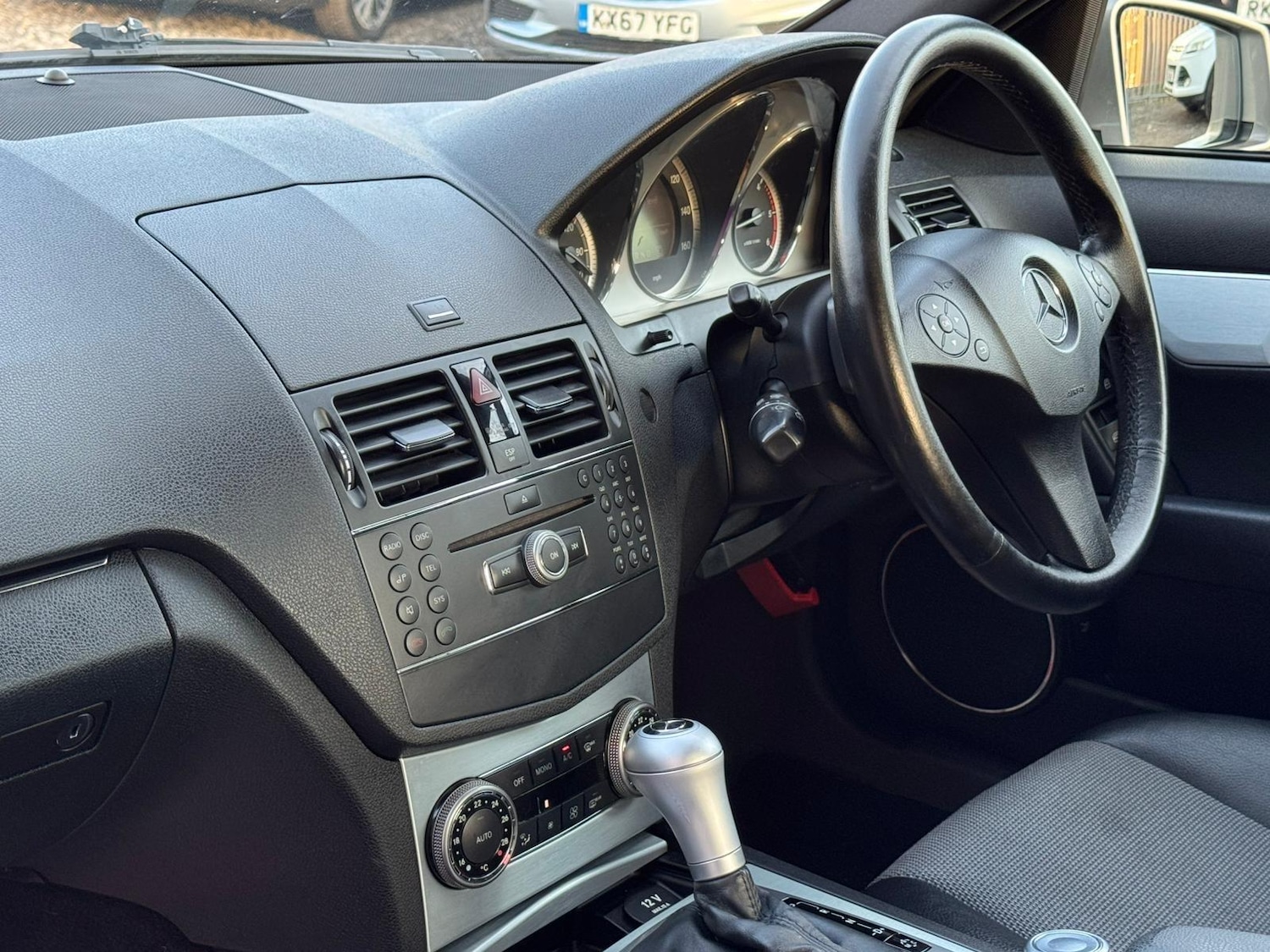 Used Mercedes-Benz C Class 2009 for sale - 77657515: Photo 21