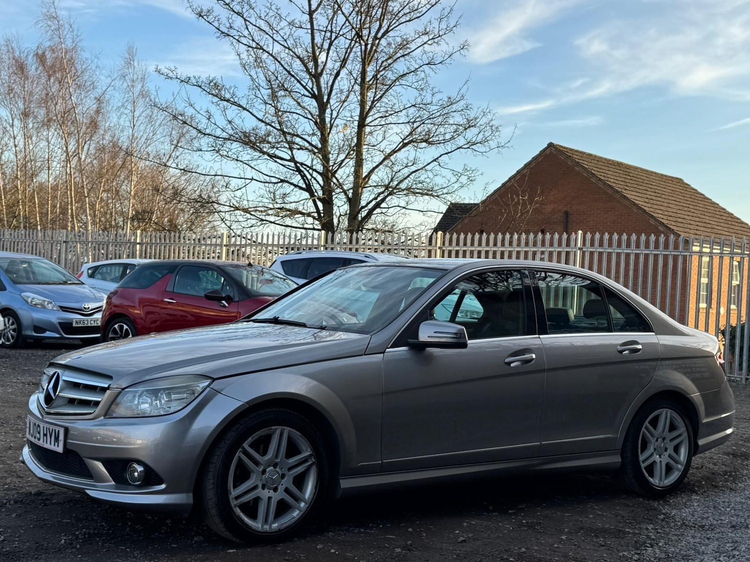 Used Mercedes-Benz C Class 2009 for sale - 77657515: Photo 3