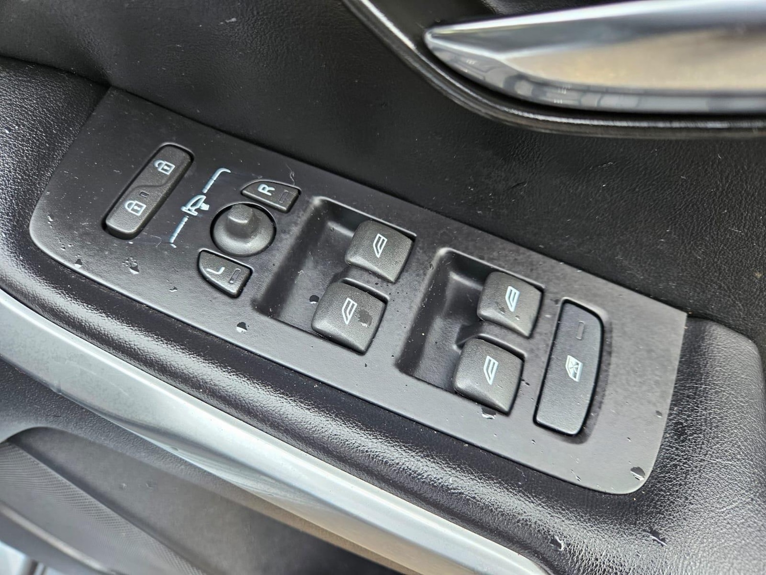 Used Volvo V40 for sale - 77853955: Photo 11