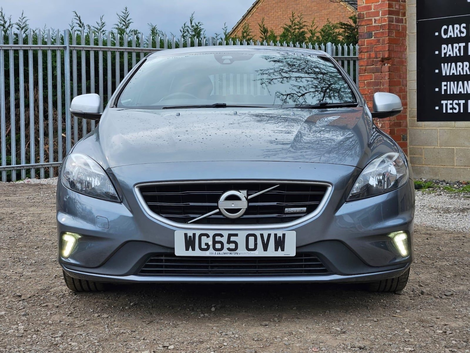Used Volvo V40 for sale - 77853955: Photo 2