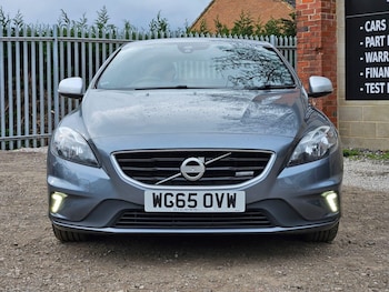 Used Volvo V40 2015 for sale - 77853955: Photo