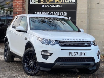 Used Land Rover Discovery Sport 2017 for sale - 76441112: Photo